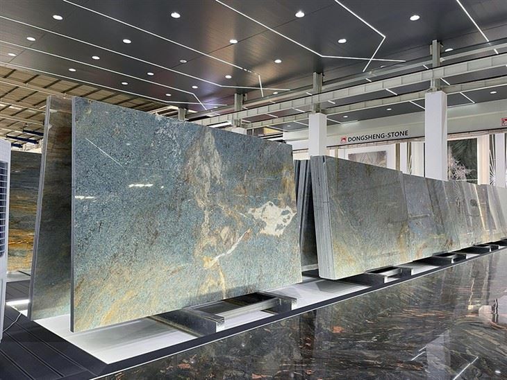 polishedJeriba Blue Quartzite slab